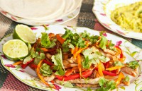 /album/fotogaleria-inicio/fajitas-de-pollo-salteada-con-verduras-jpg/